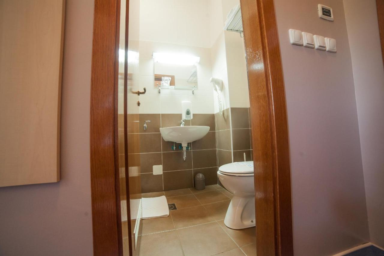 Hotel Pakrac Ngoại thất bức ảnh